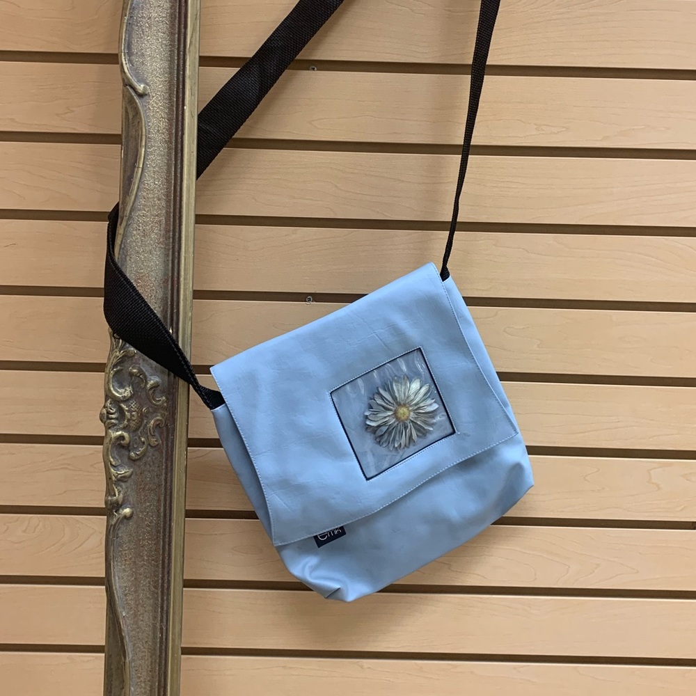 Never worn EMK cross body purse